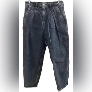 Abercrombie & Fitch Jeans Crop Mom Jeans High Rise Faded Black Wash Size 29/8R